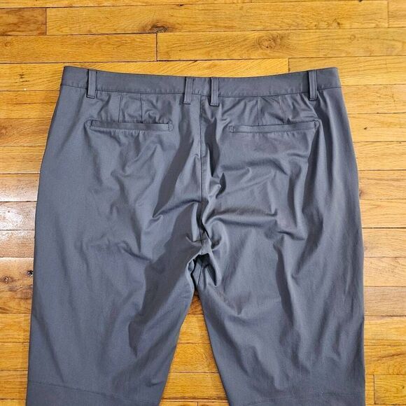 Rhone Mens Commuter Pants Gray Size 42X26 Classic Straight Leg - Picture 4 of 9